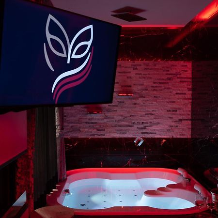 Suite Luxury Bdsm Rom Exteriör bild
