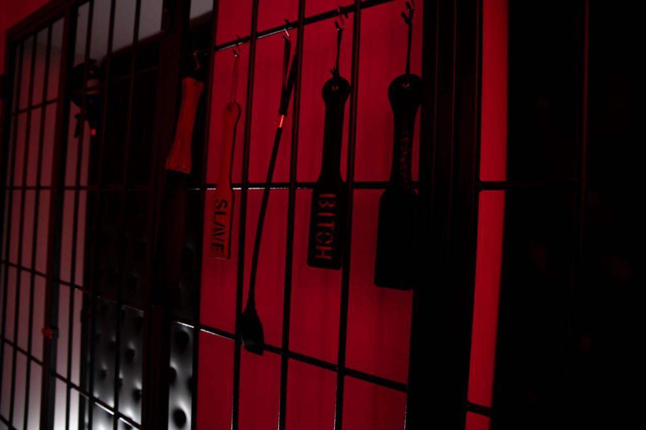 Suite Luxury Bdsm Rom Exteriör bild