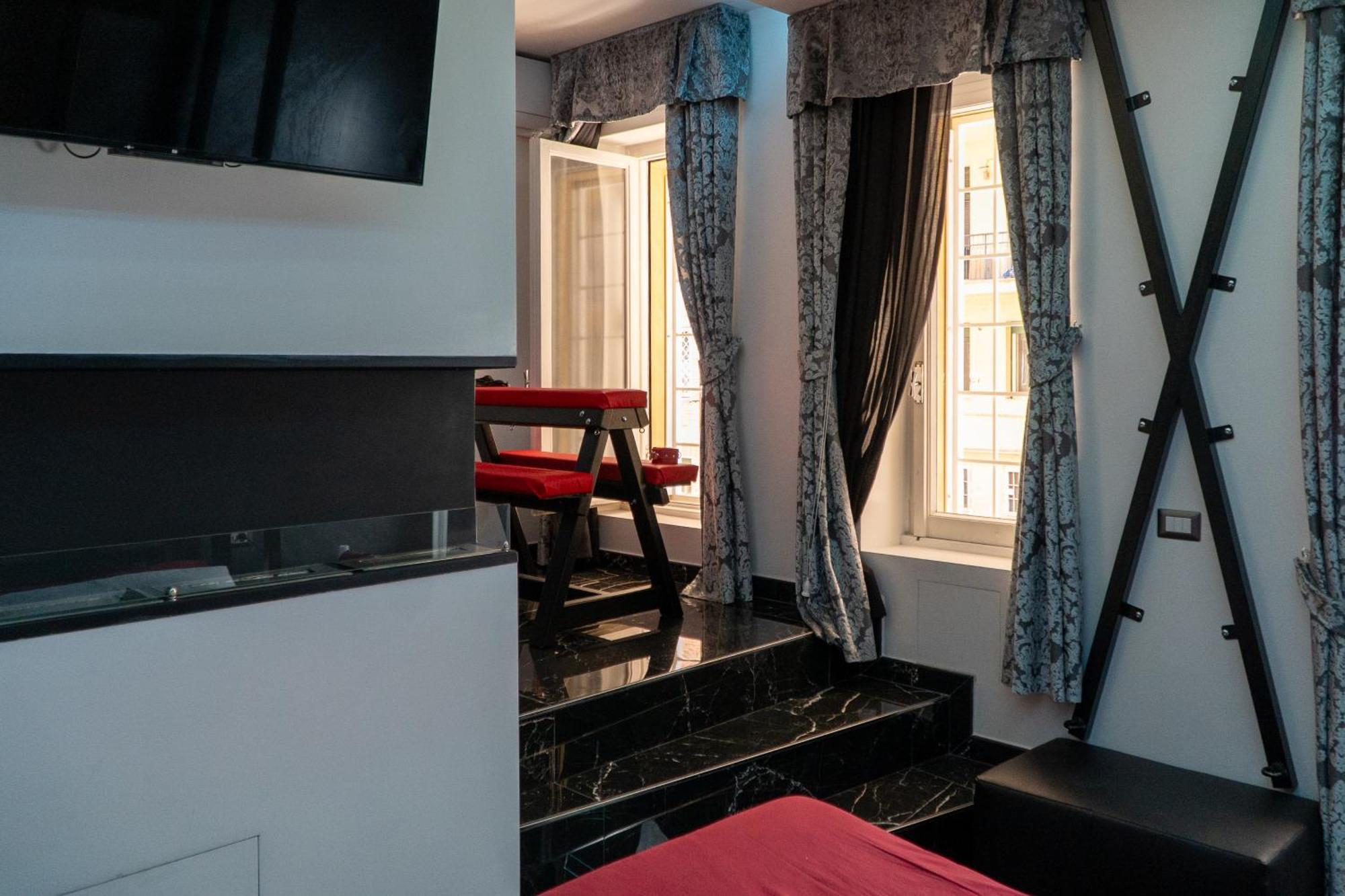 Suite Luxury Bdsm Rom Exteriör bild