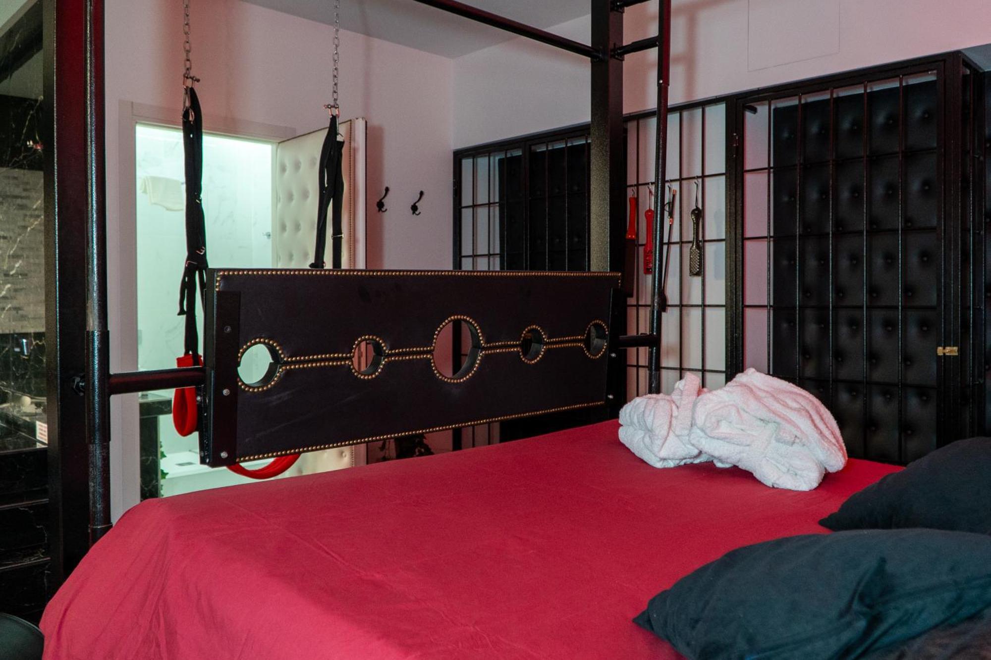 Suite Luxury Bdsm Rom Exteriör bild