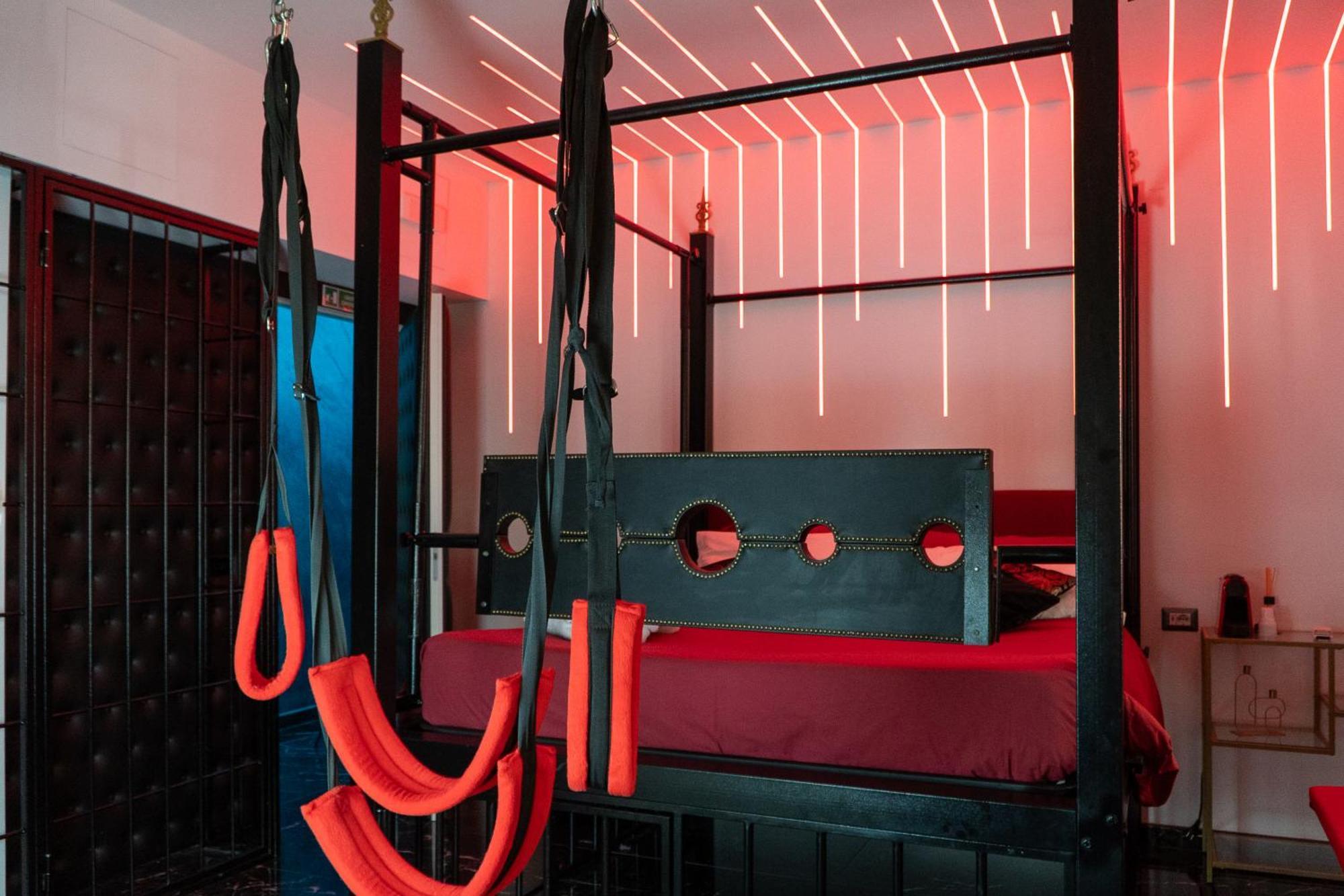 Suite Luxury Bdsm Rom Exteriör bild