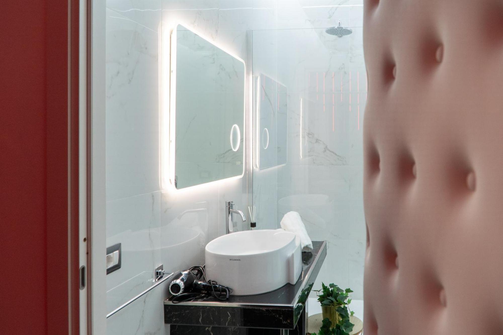 Suite Luxury Bdsm Rom Exteriör bild